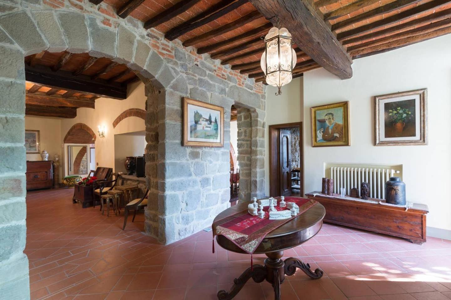 Agriturismo Fattoria Celle Фільїне-Вальдарно Номер фото