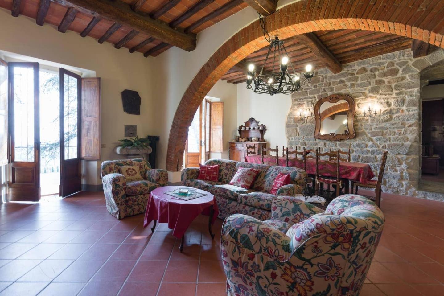 Agriturismo Fattoria Celle Фільїне-Вальдарно Номер фото